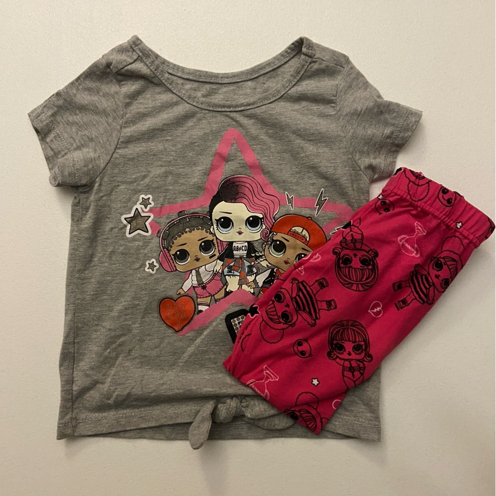 Lol surprise Girls Pajama set use in good condition size 4
